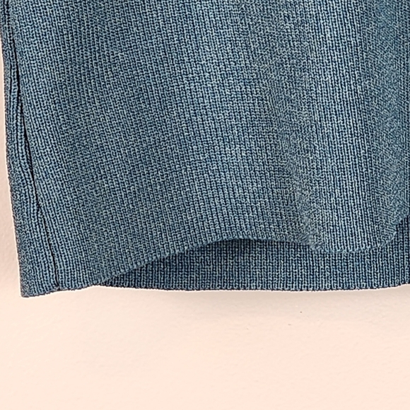 Zara sweater size L Sea Foam Green solid shoulder pads - Picture 3 of 9